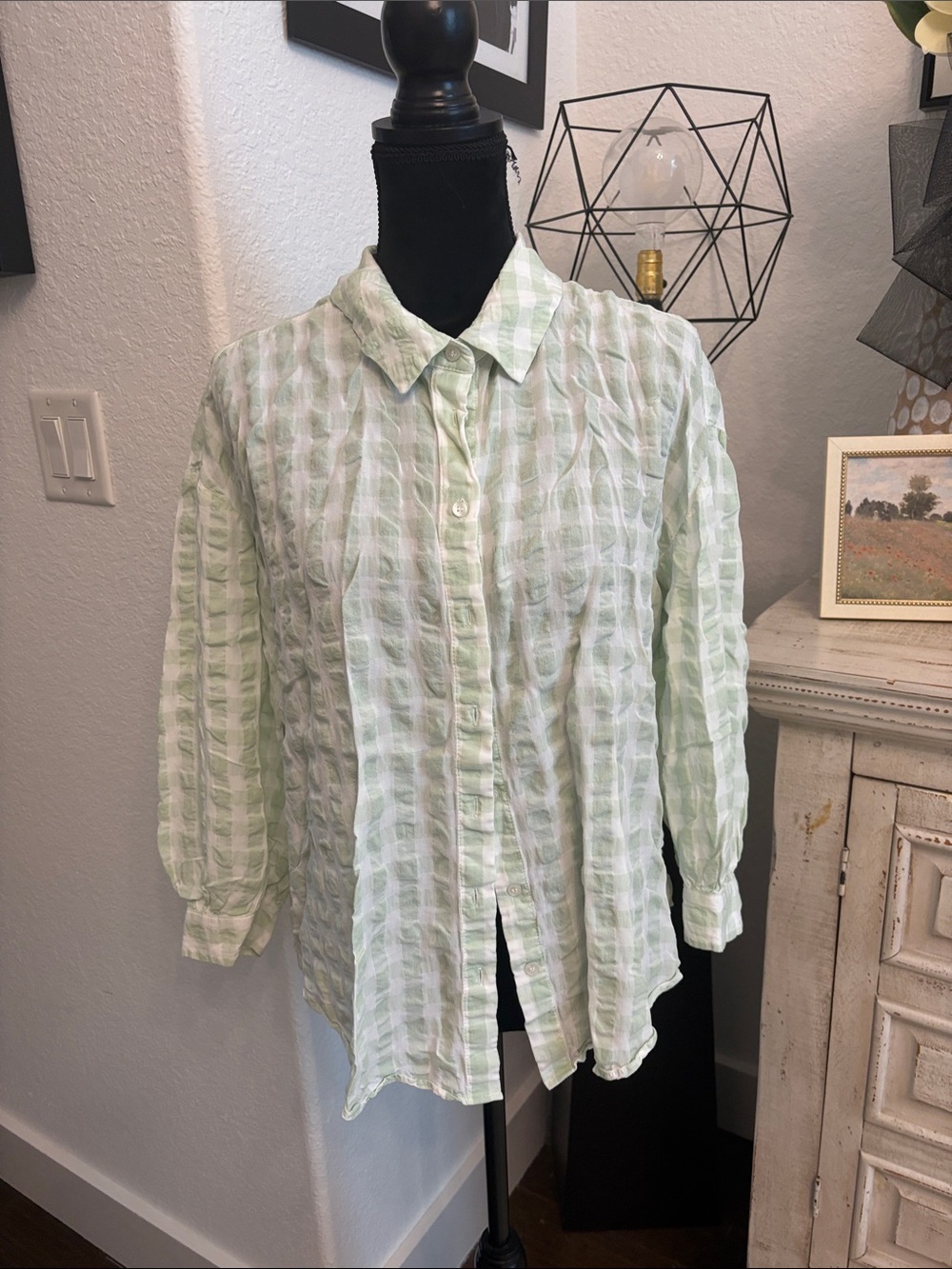 ZARA Light Green Seer Sucker Button-Up Shirt